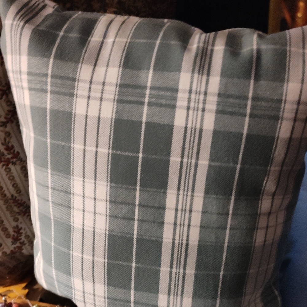 Set Of Three Purse Pillows 9" Square Colors Vary. Will Custom - Picture 4 of 5